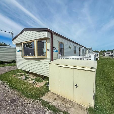8 Berth Caravan With Decking At Sunnydale In Lincolnshire Ref 35087S Louth  Buitenkant foto
