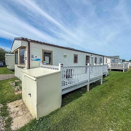 8 Berth Caravan With Decking At Sunnydale In Lincolnshire Ref 35087S Louth  Buitenkant foto